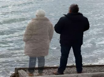 Σας Βλέπουν από Ψηλά: 10 Σημάδια ότι οι Ψυχές των Νεκρών που αγαπάτε είναι πάντα δίπλα σας