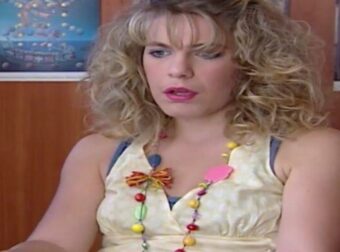 Θυμάστε την Κατερίνα από τους «Singles»; Δείτε πώς είναι σήμερα η Στέφη Πουλοπούλου